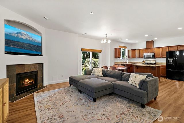 11005 179th Avenue Ct E, Bonney Lake, WA 98391