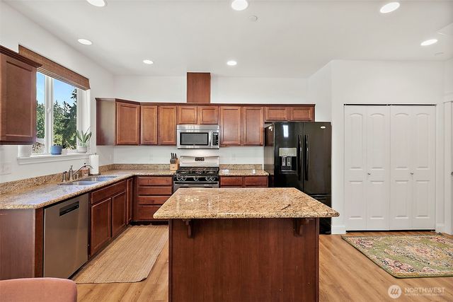 11005 179th Avenue Ct E, Bonney Lake, WA 98391