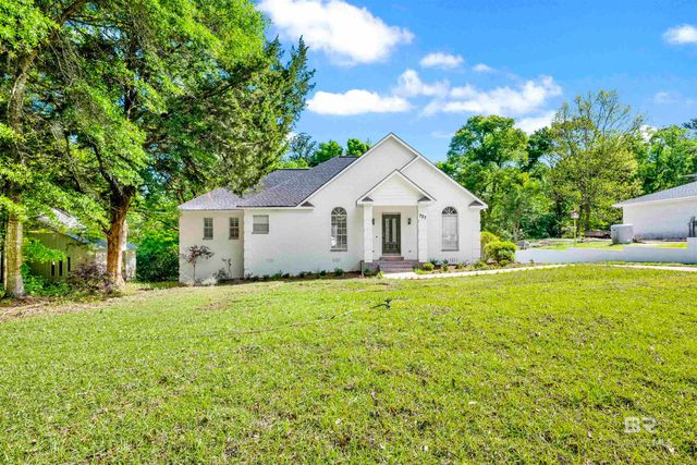 727 N Artillery Range, Spanish Fort, AL 36527