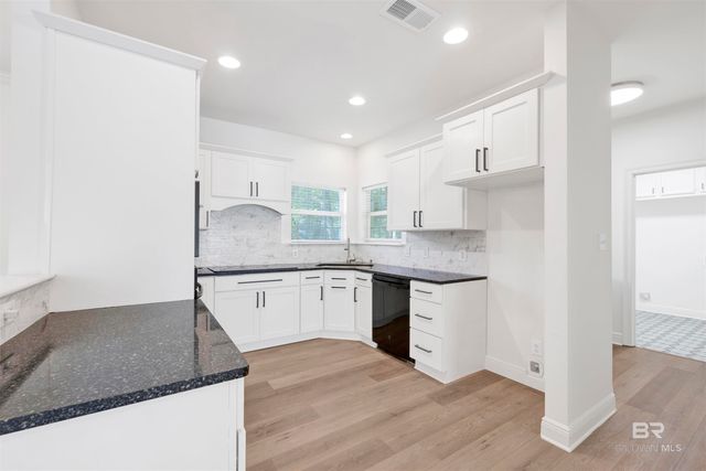 727 N Artillery Range, Spanish Fort, AL 36527