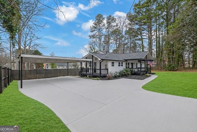 5601 Due West Road, Powder Springs, GA 30127