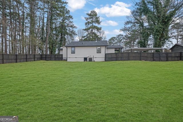 5601 Due West Road, Powder Springs, GA 30127
