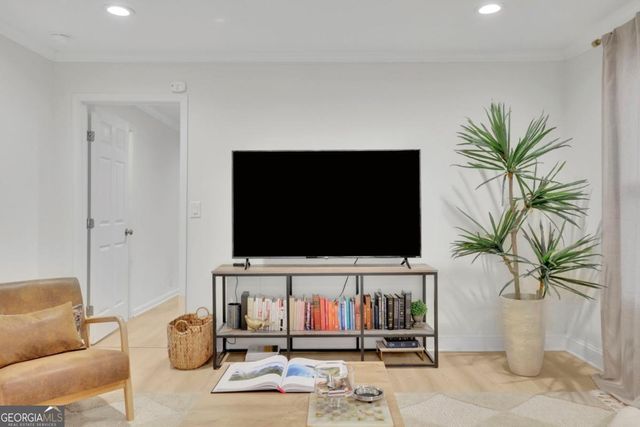 5601 Due West Road, Powder Springs, GA 30127