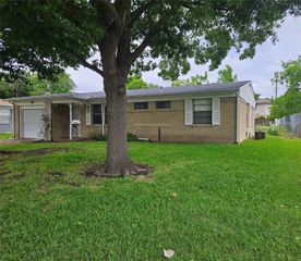 4704 Salem Drive, Mesquite, TX 75150
