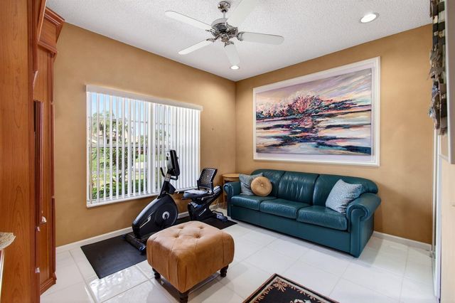 8864 Shoal Creek Lane, Boynton Beach, FL 33472