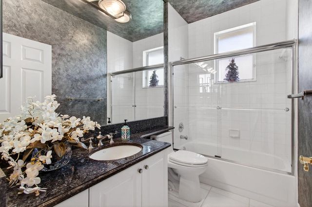 8864 Shoal Creek Lane, Boynton Beach, FL 33472
