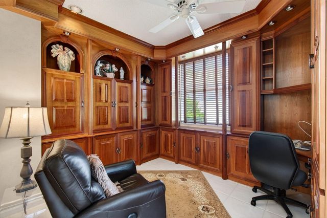 8864 Shoal Creek Lane, Boynton Beach, FL 33472