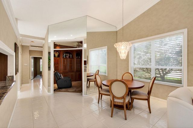 8864 Shoal Creek Lane, Boynton Beach, FL 33472