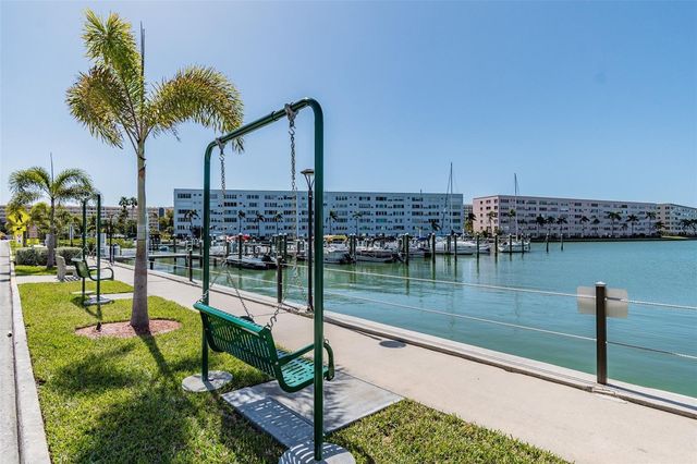 5960 30TH AVENUE S 414, Gulfport, FL 33707