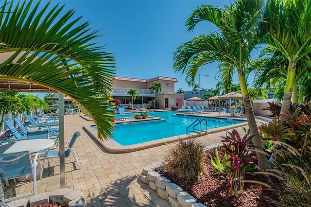 5960 30TH AVENUE S 414, Gulfport, FL 33707