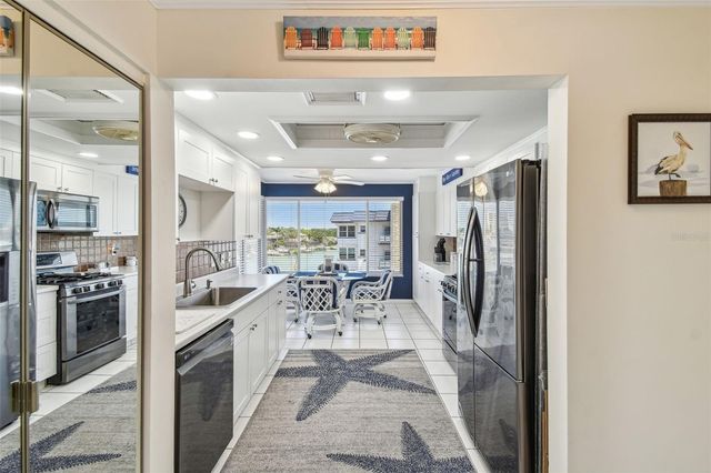 5960 30TH AVENUE S 414, Gulfport, FL 33707