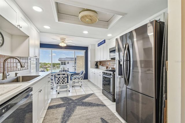 5960 30TH AVENUE S 414, Gulfport, FL 33707