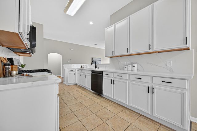 3910 Caramel Point Court, Fresno, TX 77545