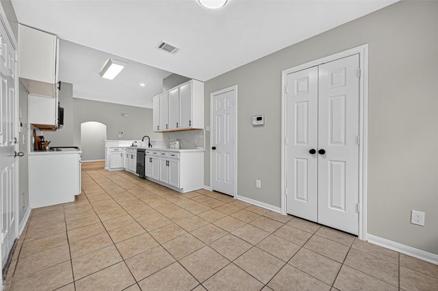 3910 Caramel Point Court, Fresno, TX 77545
