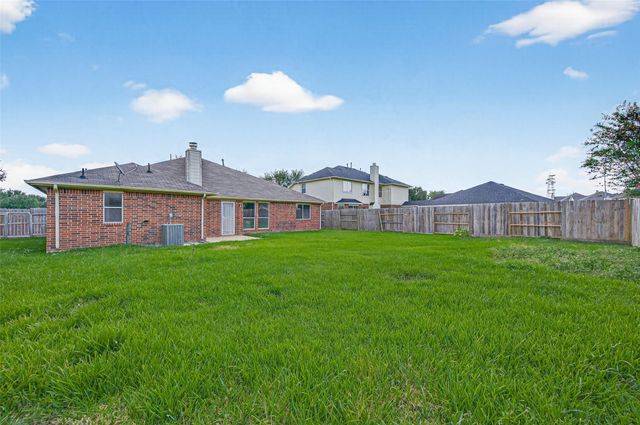 3910 Caramel Point Court, Fresno, TX 77545