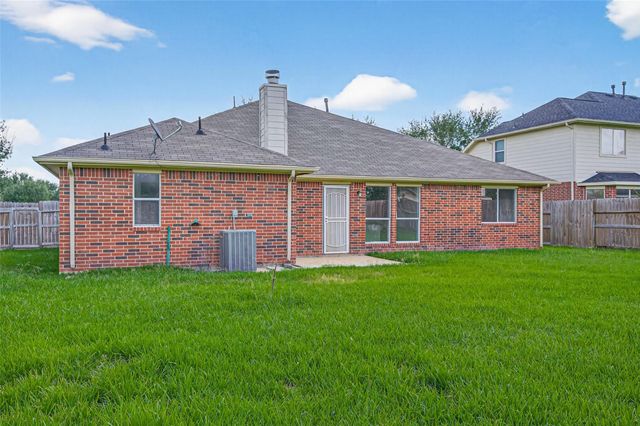 3910 Caramel Point Court, Fresno, TX 77545