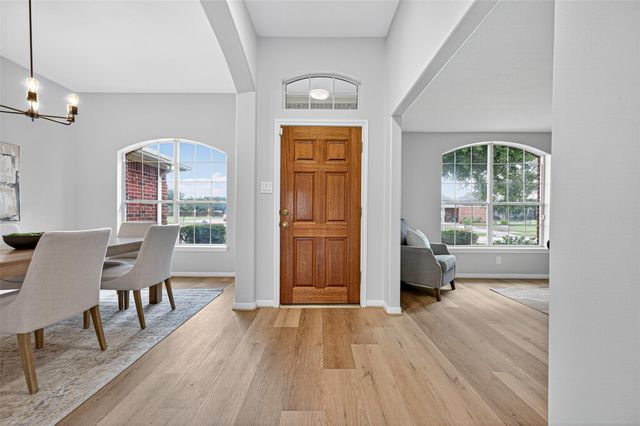3910 Caramel Point Court, Fresno, TX 77545