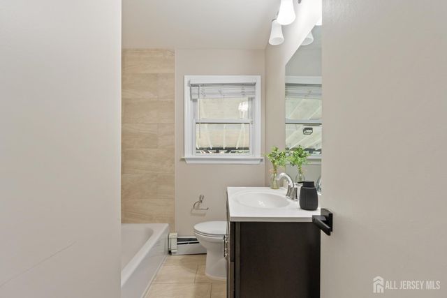 170 Montgomery Street, Piscataway, NJ 08854