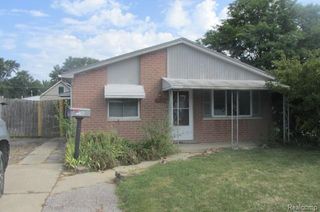 22705 Laukel Street, St. Clair Shores, MI 48080