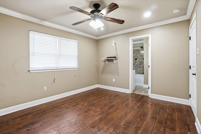 9937 Golden Gate Ave, Baton Rouge, LA 70810