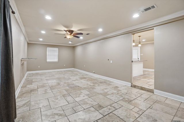 9937 Golden Gate Ave, Baton Rouge, LA 70810