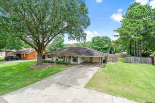 9937 Golden Gate Ave, Baton Rouge, LA 70810