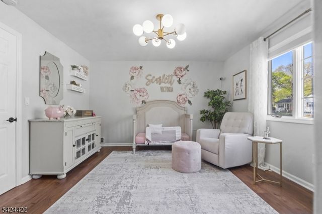 6 Exeter St, Parsippany-troy Hills Twp., NJ 07950