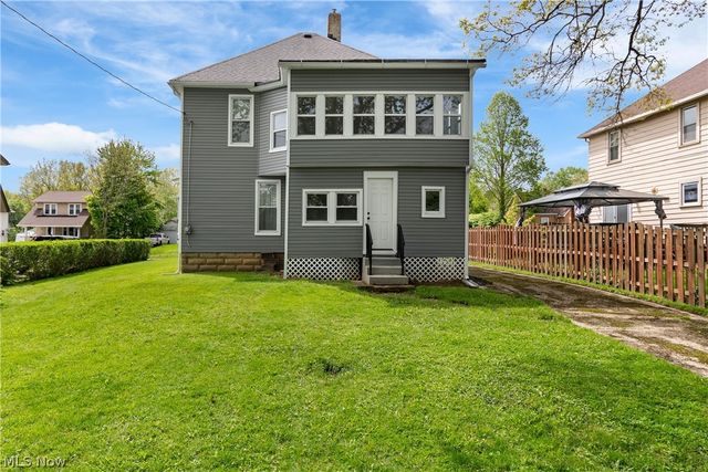 48 S Third Street, Rittman, OH 44270