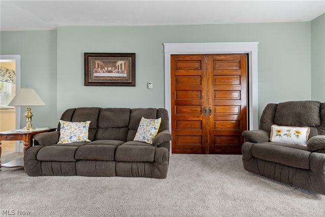 48 S Third Street, Rittman, OH 44270