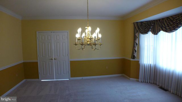 10008 MANOR PL, Fairfax, VA 22032