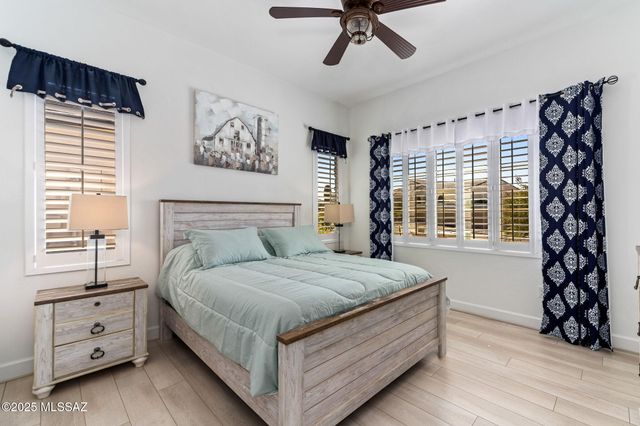 60152 E Blue Palm Drive, Oracle, AZ 85623