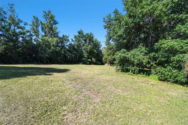 101 N TAYLOR ROAD, Seffner, FL 33584