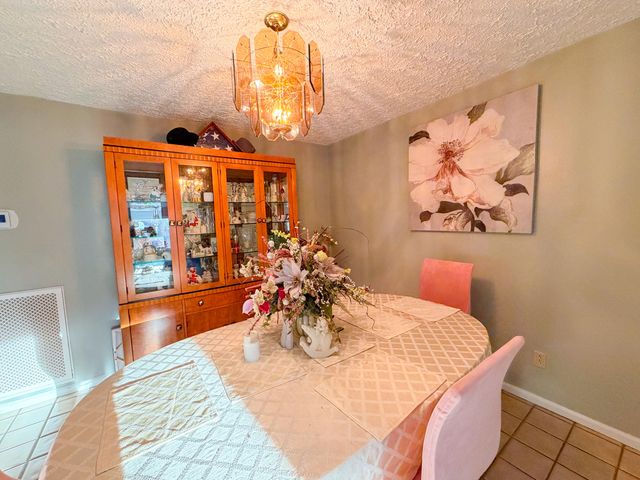 306 Woodbrook DR, Covington, VA 24426