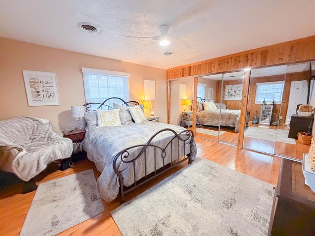 306 Woodbrook DR, Covington, VA 24426