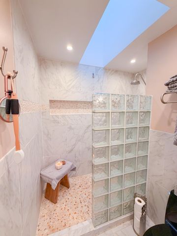 306 Woodbrook DR, Covington, VA 24426