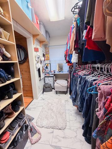 306 Woodbrook DR, Covington, VA 24426