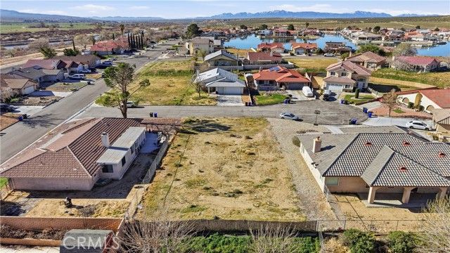 14758 Bristol, Helendale, CA 92342