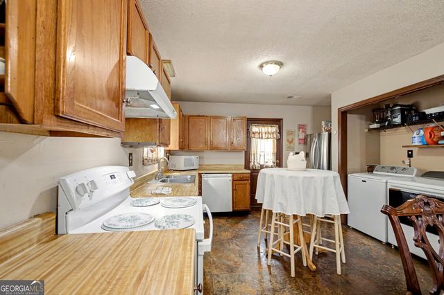 526 Susan Drive, Villa Rica, GA 30180