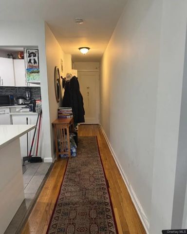 65-39 108th Street E6, Forest Hills, NY 11375