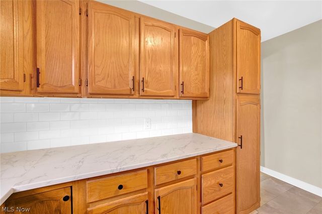 941 Carnegie Avenue, Akron, OH 44314