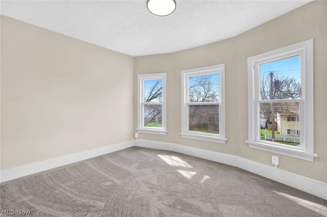 941 Carnegie Avenue, Akron, OH 44314