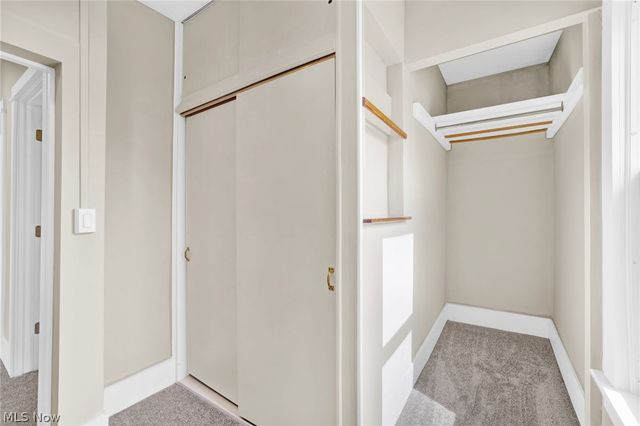 941 Carnegie Avenue, Akron, OH 44314