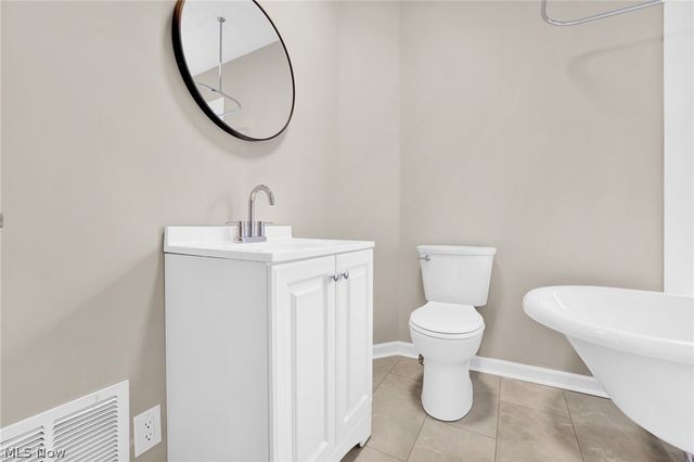 941 Carnegie Avenue, Akron, OH 44314