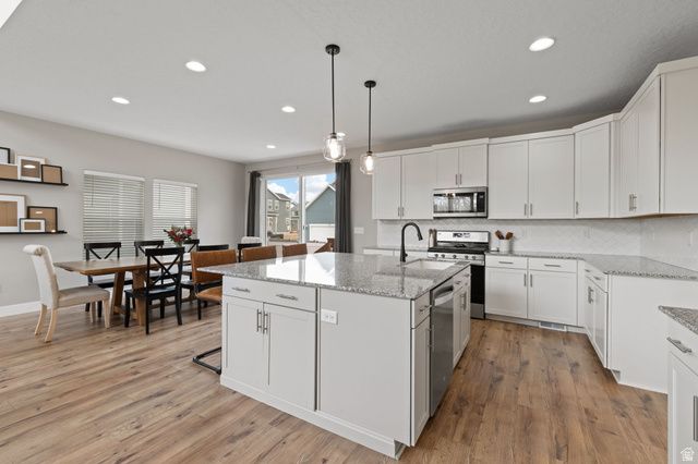 841 N 2175 W, Layton, UT 84041