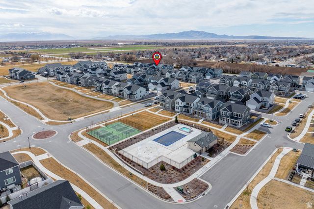 841 N 2175 W, Layton, UT 84041