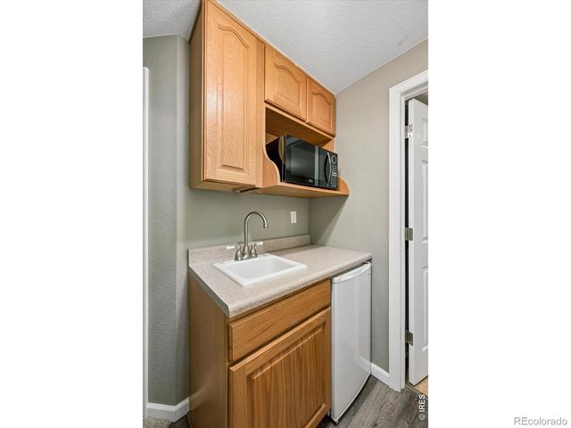 562 Spruce Circle, Louisville, CO 80027