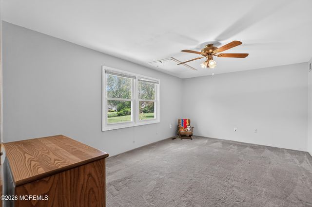 22 River Drive, Marlboro, NJ 07746