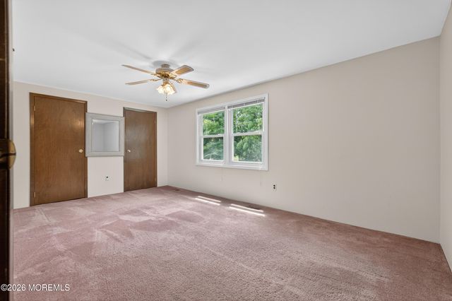 22 River Drive, Marlboro, NJ 07746