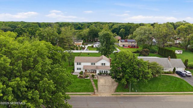 22 River Drive, Marlboro, NJ 07746