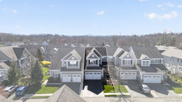 33 Pritchard Court, Fishkill, NY 12524